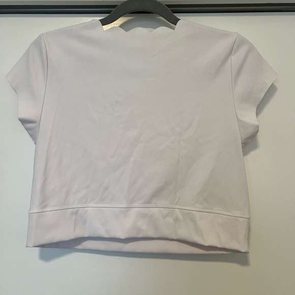 Offline Scalloped Crop Top - Picture 3 of 4